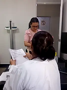 Snapshot of linda_luna29 chatting on 09/20/25, 06:20 linda luna29 online show from 09/20/25, 06:20