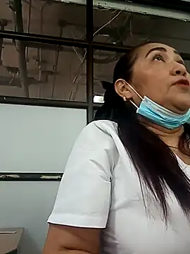 Snapshot of linda_luna29 chatting on 11/10/25, 08:08 linda luna29 online show from 11/10/25, 08:08