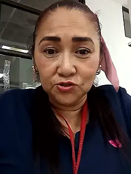 Snapshot of linda_luna29 chatting on 01/13/26, 09:31 linda luna29 online show from 01/13/26, 09:31