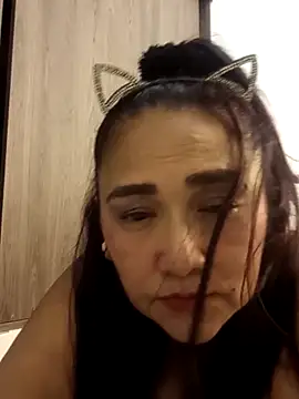 Snapshot of linda_luna29 chatting on 03/22/26, 05:55 linda luna29 online show from 03/22/26, 05:55