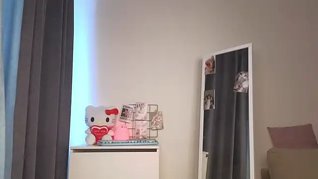roxydolll online show from 06/22/26, 02:02