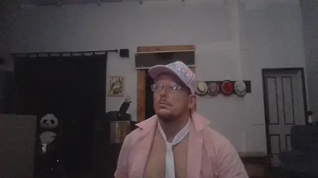 Snapshot of Pussyismyfavoritetaste chatting on 04/19/26, 01:10 Pussyismyfavoritetaste online show from 04/19/26, 01:10