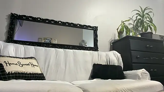 Snapshot of Pussyismyfavoritetaste chatting on 04/25/26, 07:00 Pussyismyfavoritetaste online show from 04/25/26, 07:00