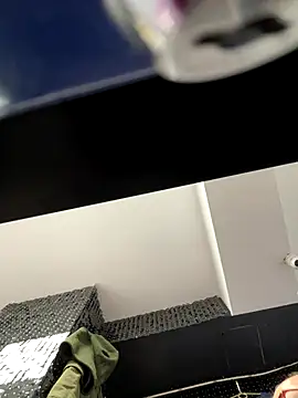 Snapshot of Jaropol chatting on 11/19/25, 02:28 Jaropol online show from 11/19/25, 02:28