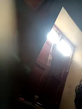 Snapshot of HOT-MUNDA chatting on 10/27/25, 09:35 HOT-MUNDA online show from 10/27/25, 09:35