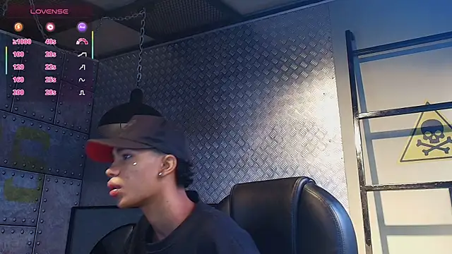 AlanCutee online show from 09/13/25, 11:43