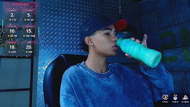 AlanCutee online show from 09/20/25, 01:23