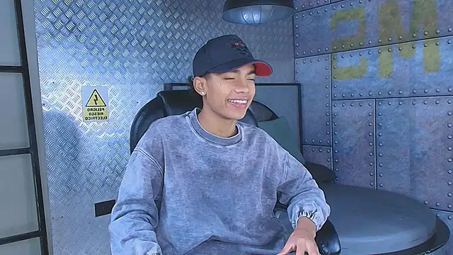 AlanCutee online show from 09/29/25, 11:37