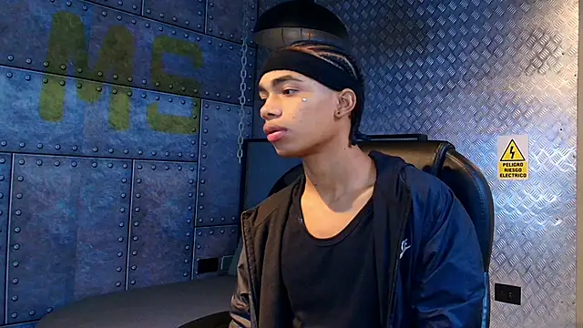 AlanCutee online show from 10/18/25, 11:44