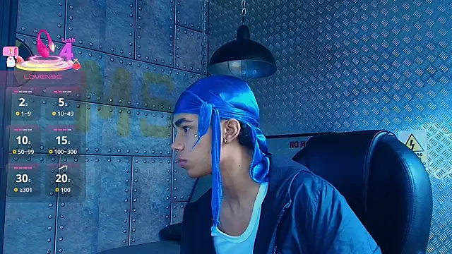 AlanCutee online show from 10/25/25, 01:07