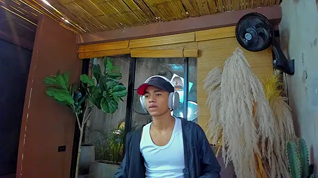 AlanCutee online show from 11/29/25, 11:35