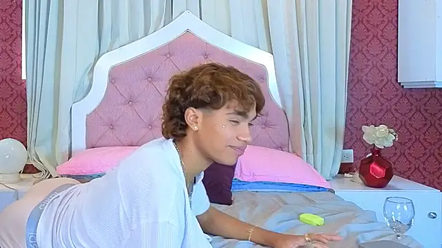 AlanCutee online show from 05/31/26, 06:09