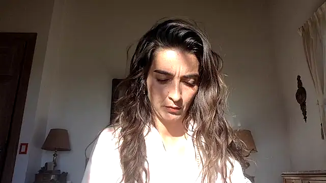 Snapshot of venuslibre chatting on 05/20/26, 12:33 venuslibre online show from 05/20/26, 12:33