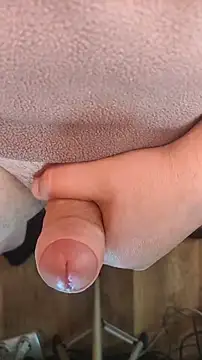 TobyDick13 online show from 10/04/25, 08:34