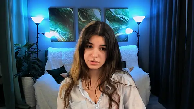 AnoraDark online show from 10/04/25, 06:28