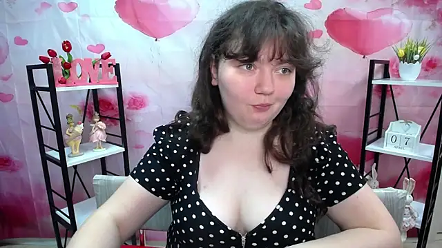 NeonilaLisova online show from 04/08/26, 11:10