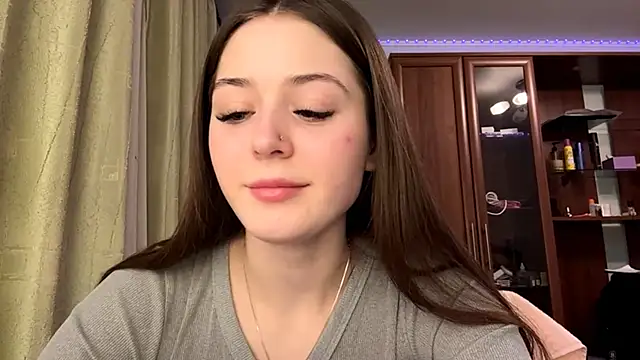 Adel strongwoman online show from 02/04/26, 06:14