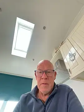 philefc online show from 10/07/25, 07:49