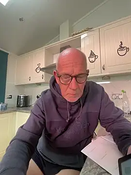 philefc online show from 11/12/25, 12:49