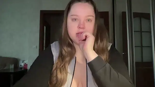 Alice898 online show from 10/21/25, 11:33