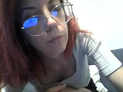 Anayssa  online show from 09/10/25, 09:15