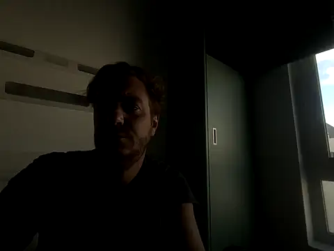 Snapshot of 3615-ULLA chatting on 09/29/25, 03:17 3615-ULLA online show from 09/29/25, 03:17