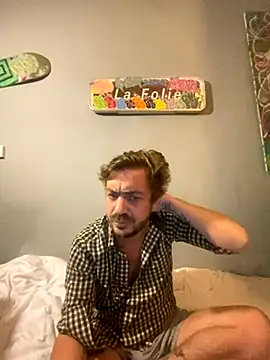 Snapshot of 3615-ULLA chatting on 11/08/25, 08:51 3615-ULLA online show from 11/08/25, 08:51