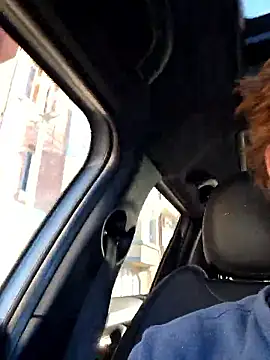 Snapshot of 3615-ULLA chatting on 11/12/25, 01:44 3615-ULLA online show from 11/12/25, 01:44