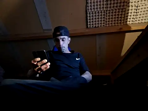 kompiee online show from 10/01/25, 10:38