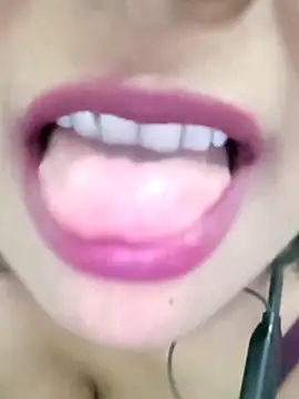 Snapshot of Queen_Kushi4 chatting on 02/28/26, 06:20 Queen Kushi4 online show from 02/28/26, 06:20