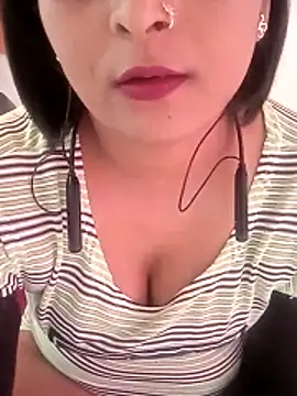 Snapshot of Queen_Kushi4 chatting on 03/16/26, 10:41 Queen Kushi4 online show from 03/16/26, 10:41