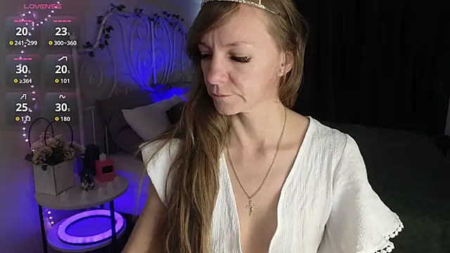 Snapshot of Jesica_mooon chatting on 11/17/25, 01:33 Jesica mooon online show from 11/17/25, 01:33