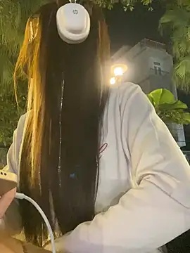 Snapshot of __BabyShowPublic__ chatting on 04/05/26, 01:30 BabyShowPublic online show from 04/05/26, 01:30