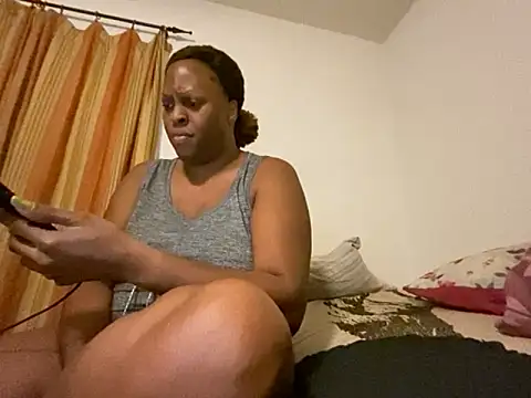 Snapshot of KANDIS864 chatting on 10/16/25, 03:07 KANDIS864 online show from 10/16/25, 03:07