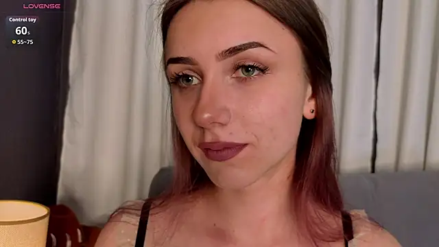 Snapshot of thelittlecowgirl chatting on 04/03/26, 08:51 thelittlecowgirl online show from 04/03/26, 08:51