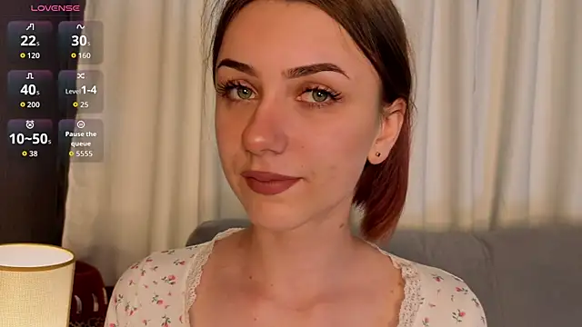 Snapshot of thelittlecowgirl chatting on 04/07/26, 02:45 thelittlecowgirl online show from 04/07/26, 02:45