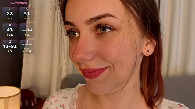 Snapshot of thelittlecowgirl chatting on 04/10/26, 02:39 thelittlecowgirl online show from 04/10/26, 02:39