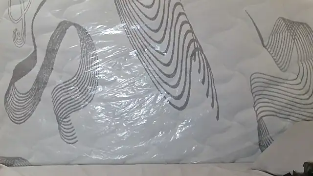 SexyBitchx01 online show from 09/27/25, 12:54