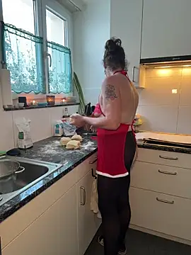 Nadja Noir online show from 11/27/25, 01:57