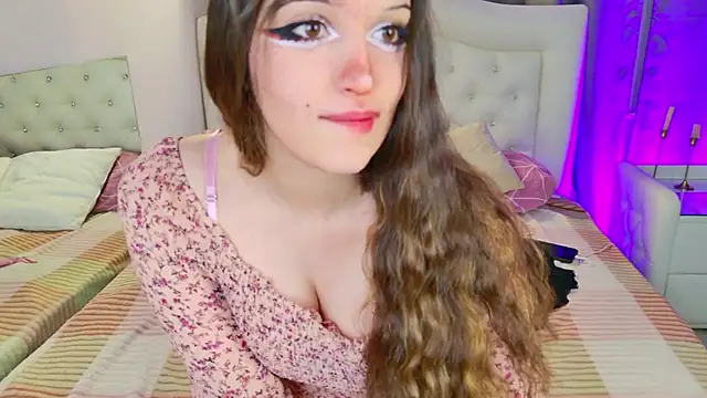 Snapshot of kamila_blush chatting on 11/23/25, 11:48 kamila blush online show from 11/23/25, 11:48