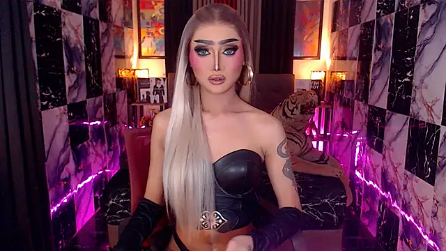 IndestructibleLily online show from 01/16/26, 08:13