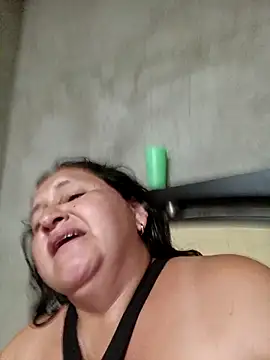 Snapshot of Dirty-Mature chatting on 11/19/25, 01:33 Dirty-Mature online show from 11/19/25, 01:33