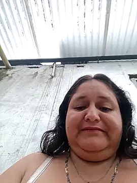 Snapshot of Dirty-Mature chatting on 12/20/25, 12:23 Dirty-Mature online show from 12/20/25, 12:23