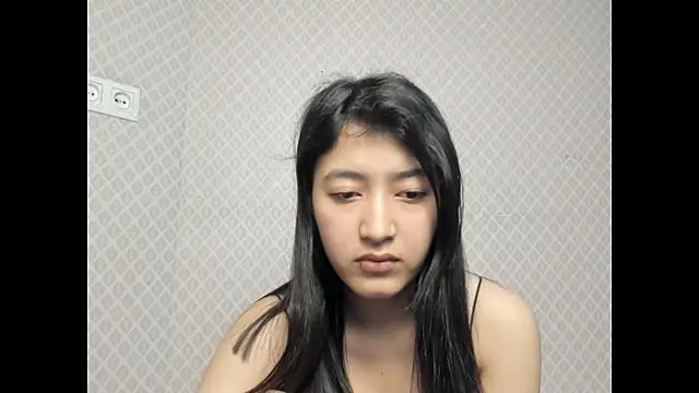 Snapshot of Mayachka333 chatting on 09/27/25, 04:56 Mayachka333 online show from 09/27/25, 04:56