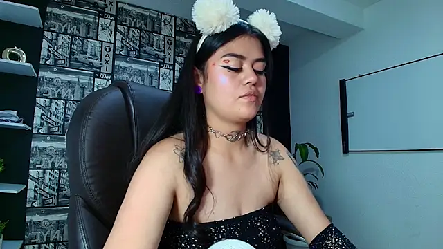 Mia Morelli  online show from 09/26/25, 05:00