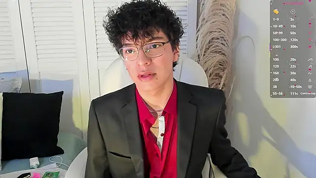 miilo wolf online show from 09/19/25, 02:40