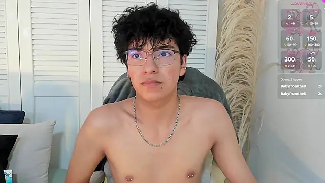 miilo wolf online show from 09/23/25, 12:52