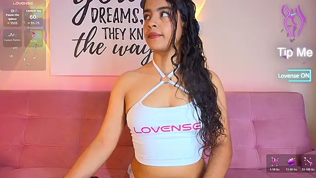 Snapshot of SunnyGilmoree chatting on 11/19/25, 08:09 SunnyGilmoree online show from 11/19/25, 08:09