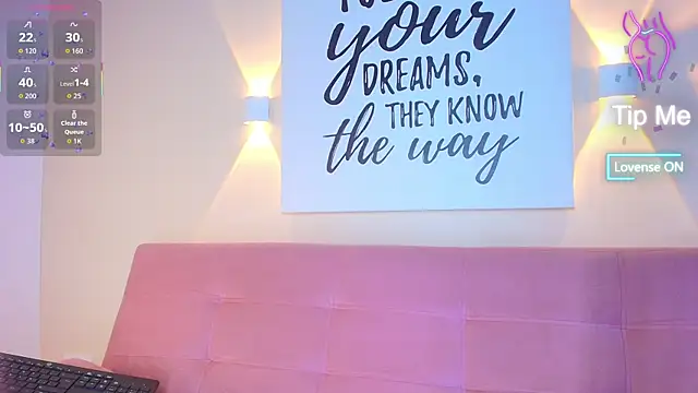 Snapshot of SunnyGilmoree chatting on 11/25/25, 07:58 SunnyGilmoree online show from 11/25/25, 07:58