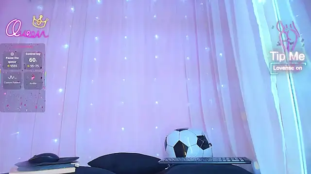 SunnyGilmoree online show from 07/01/26, 07:57